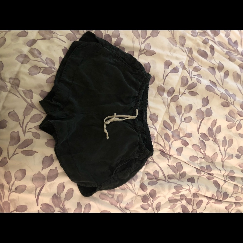 Brandy Melville shorts